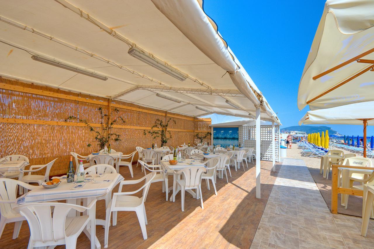 Villaggio Riva Musone Порто-Реканаті Екстер'єр фото